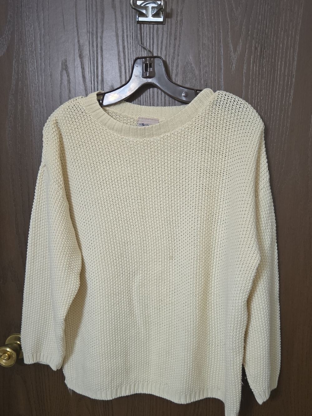 Women's Cream Crewneck Knit Sweater - Relaxed Pullover